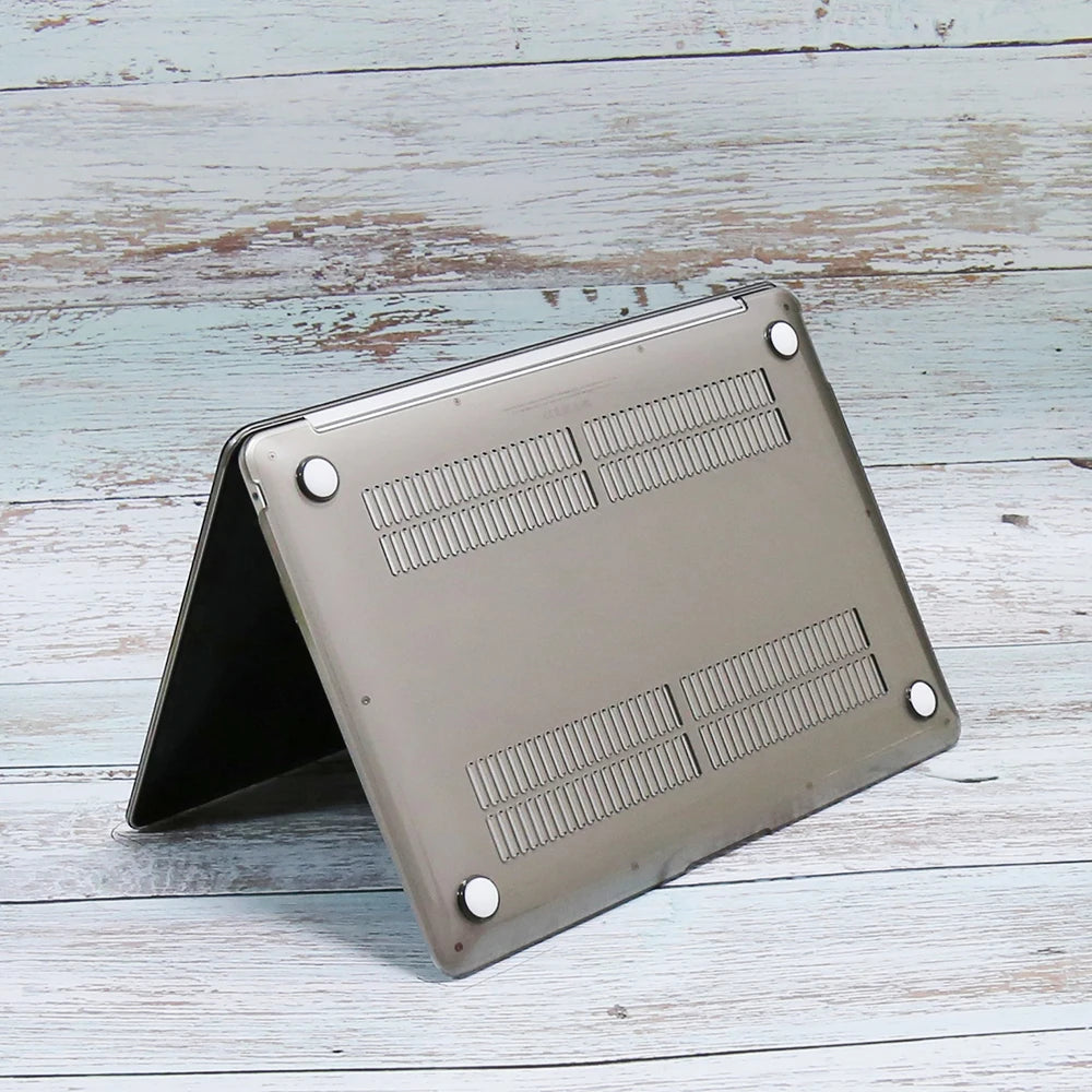 MacBook Pro 14" & 16" Crystal Hard Case – M5 M4 M3 M2 M1 Matte & Transparent Cover