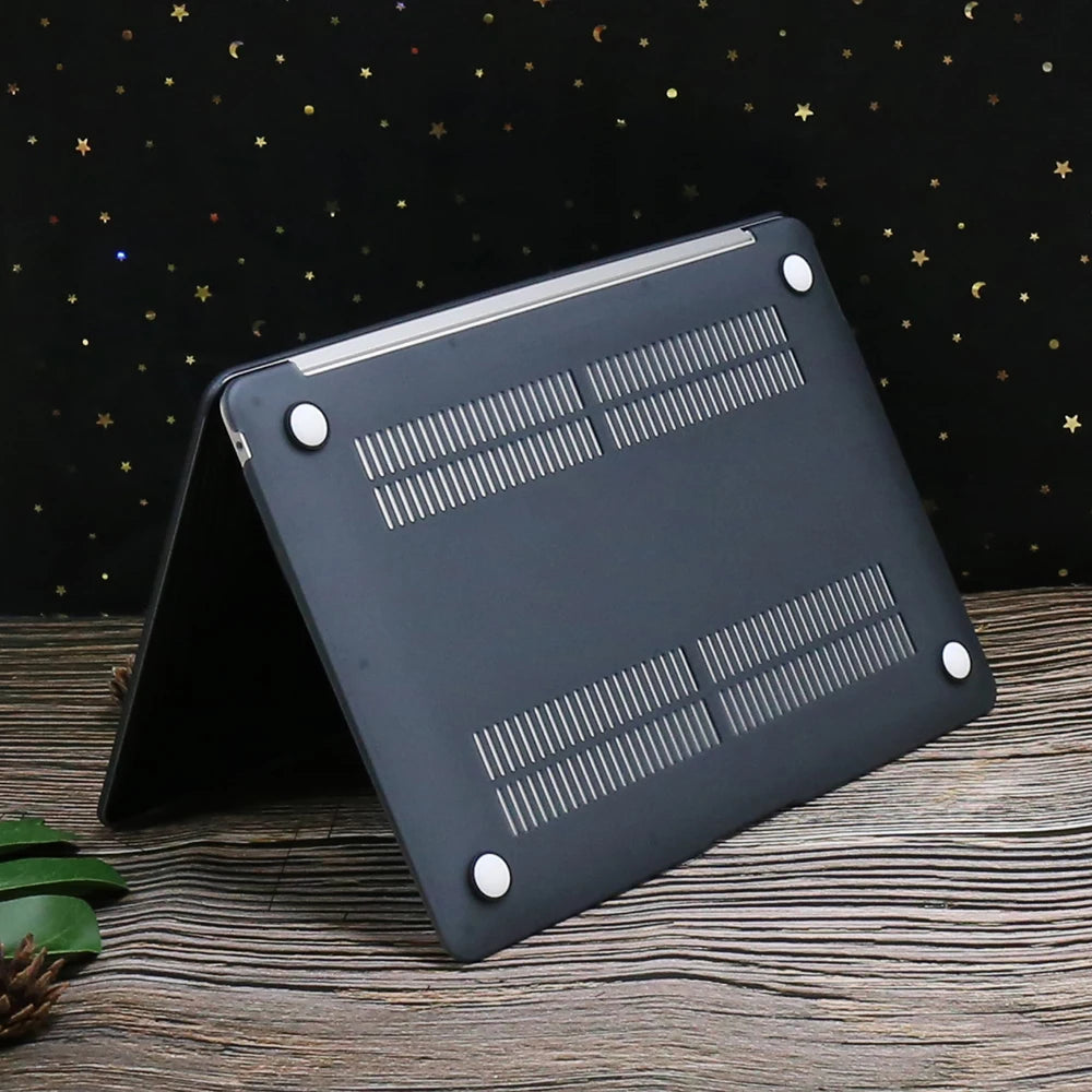 MacBook Pro 14" & 16" Crystal Hard Case – M5 M4 M3 M2 M1 Matte & Transparent Cover