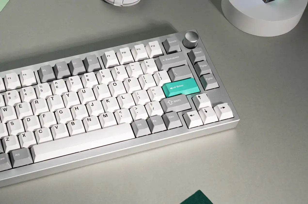 Lemokey P1 Pro QMK/VIA wireless mechanical gaming keyboard with CNC aluminum case, RGB backlit keys, and compact design.