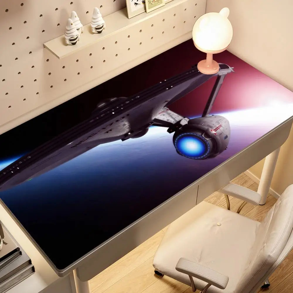 XXL Gaming Mouse Pad – Sci-Fi Space Design, Non-Slip Rubber Base