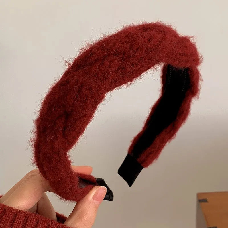 Red Christmas fashion headband with vintage wool style, stylish red cloth hair accessory for holiday festive wear