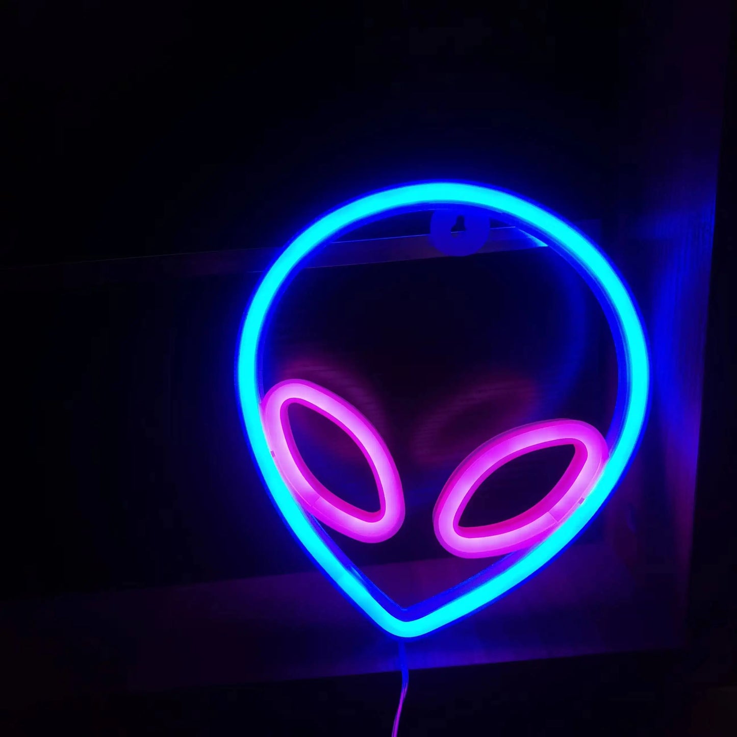LED Neon Sign – USB/Battery Powered, Customizable, Bar & Bedroom Wall Decor