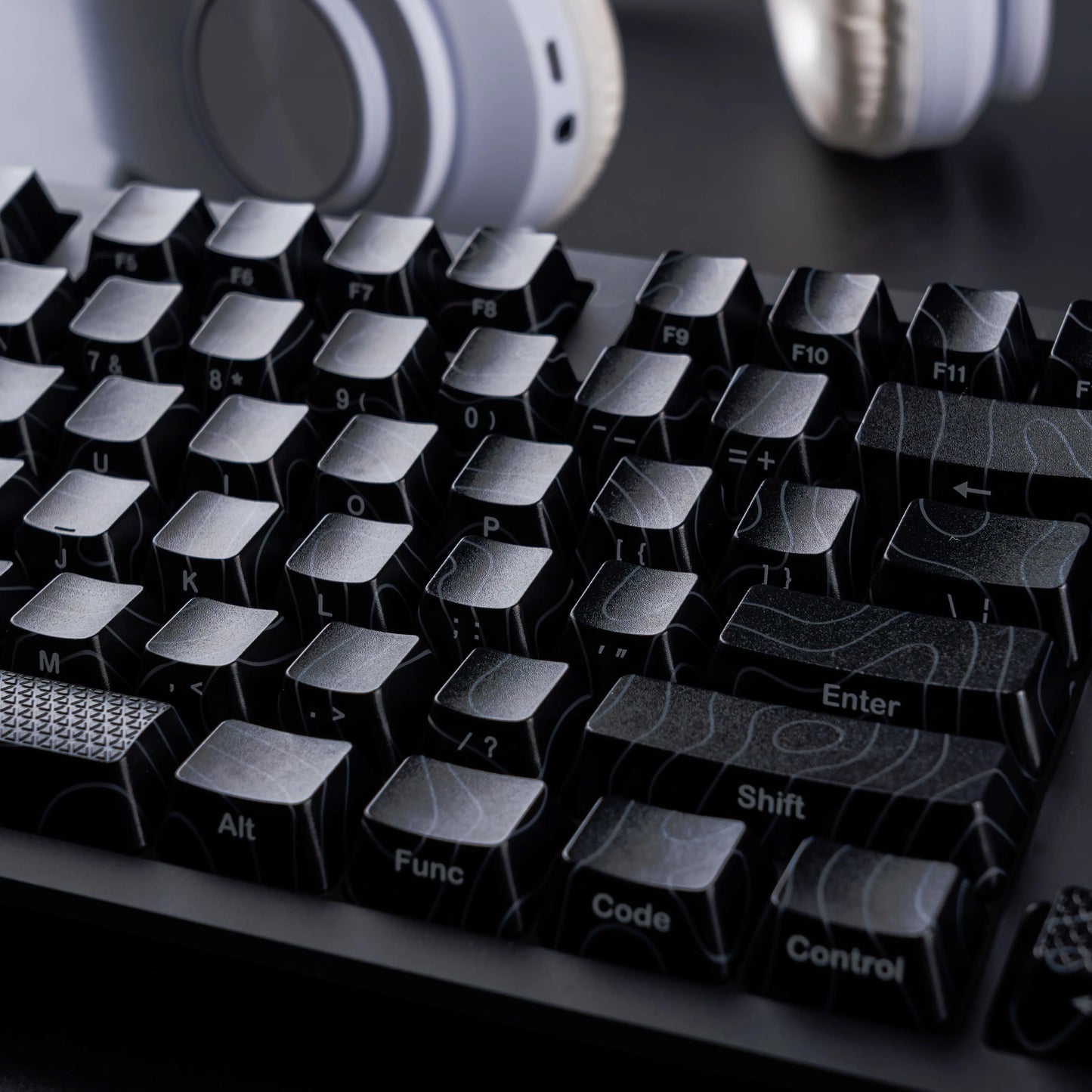 XVX Topographic Keycaps 118 Keys – OEM Profile, Shine-Through, IMD-Tech, Side Print