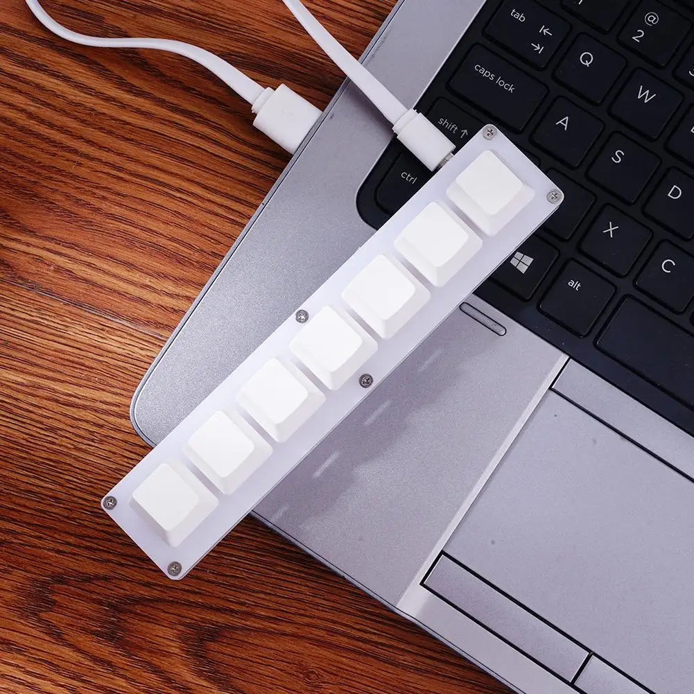 Mini 7-Key Programmable Macro Mechanical Keyboard – USB Wired DIY Macropad for Gaming & Work