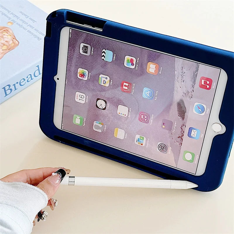 3D Cartoon Astronaut Kids iPad Case – Silicone, Shockproof, Kickstand, iPad Mini/Air/Pro