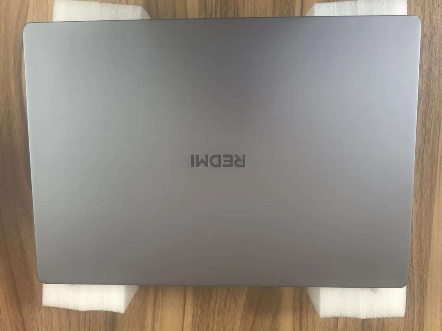 Xiaomi Redmi Book Pro 16 2025 — Intel Ultra 5-225H, 32GB RAM, 1TB SSD, 3.1K 165Hz
