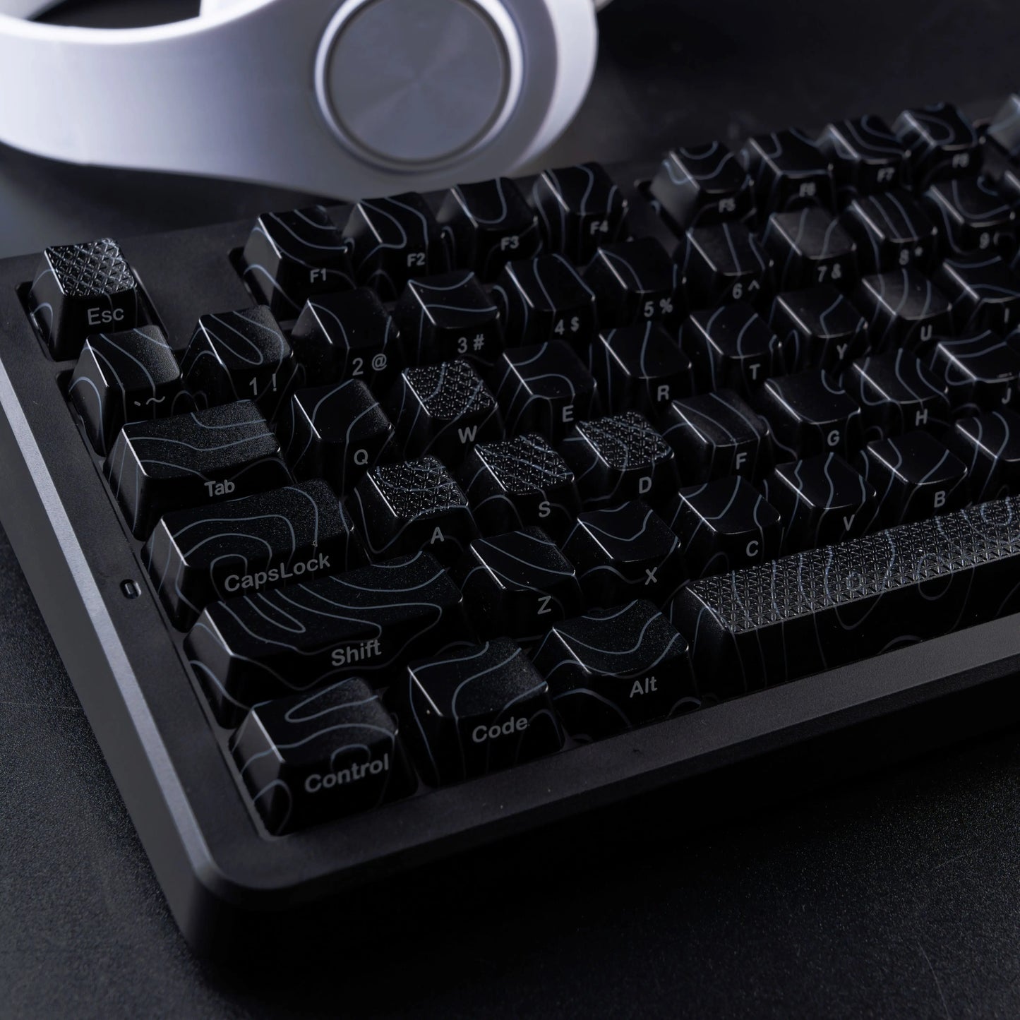 XVX Topographic Keycaps 118 Keys – OEM Profile, Shine-Through, IMD-Tech, Side Print
