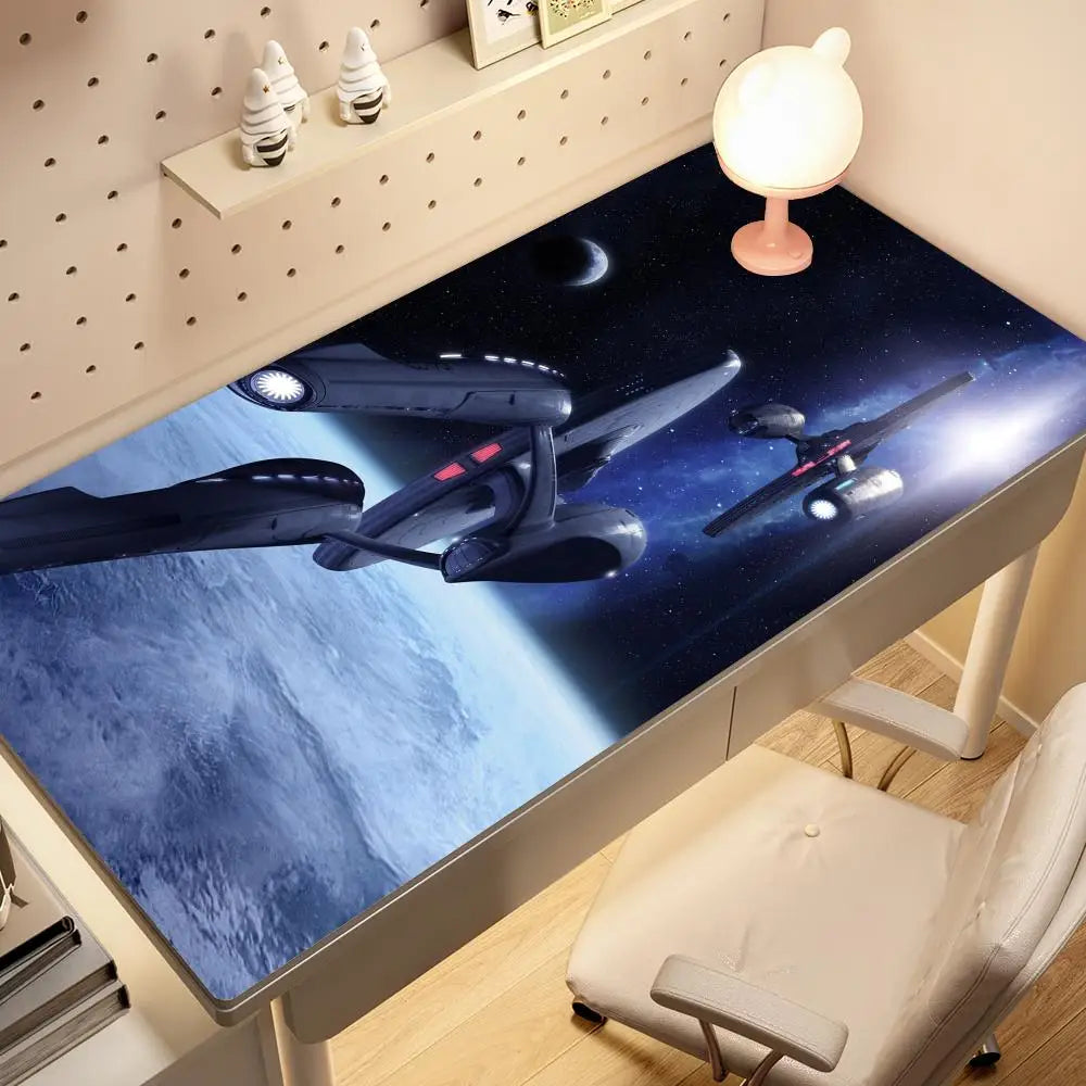 XXL Gaming Mouse Pad – Sci-Fi Space Design, Non-Slip Rubber Base