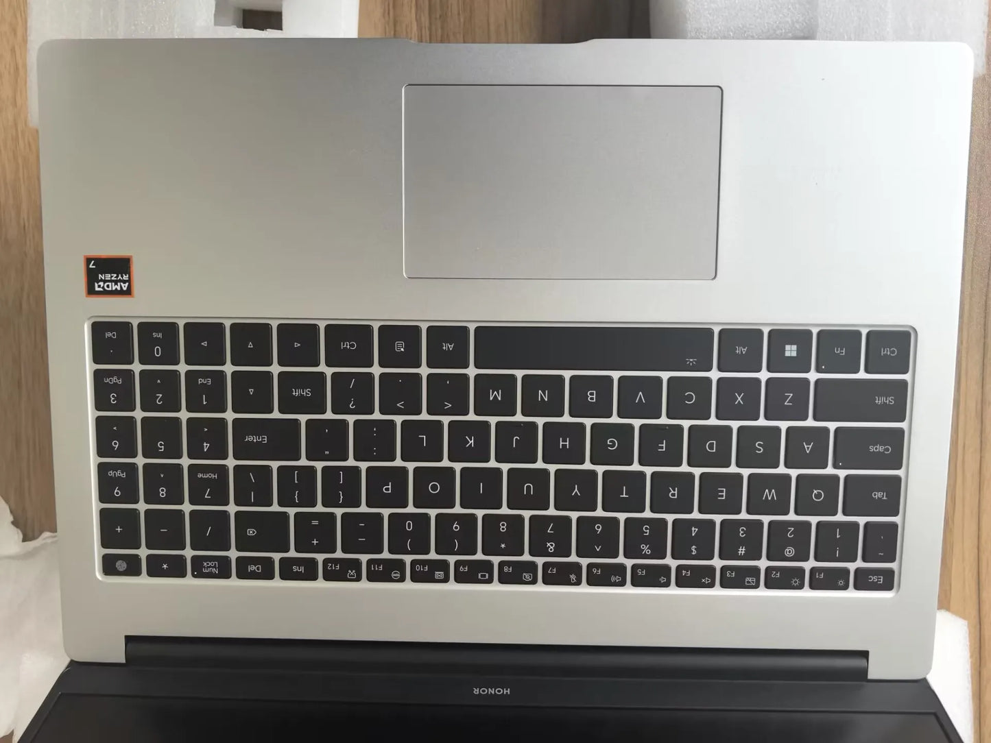 Xiaomi Redmi Book Pro 16 2025 — Intel Ultra 5-225H, 32GB RAM, 1TB SSD, 3.1K 165Hz