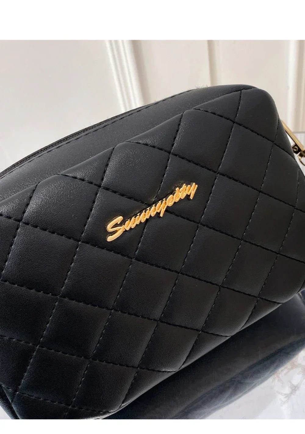 Tassel Diamond Grid Embroidery Crossbody Bag with Chain Strap
