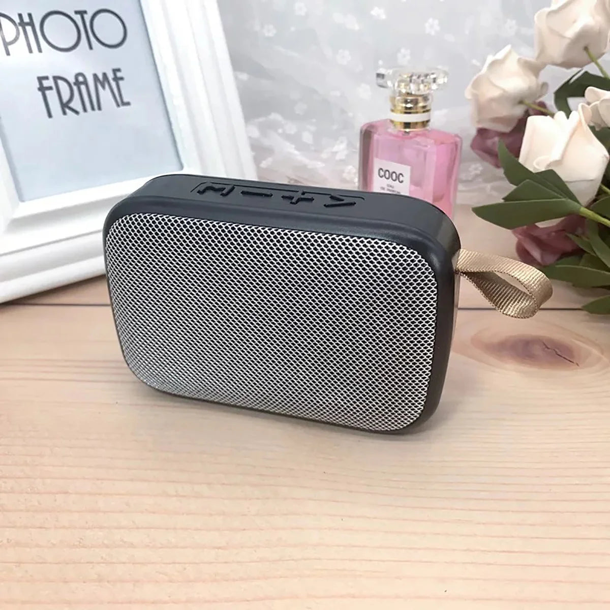 Portable Wireless Soundbar - Bluetooth 5.0, 500mAh Battery, HIFI Sound for Indoor & Outdoor