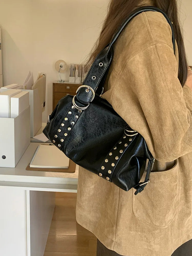 NIGEDU Rivet PU Leather Shoulder Bag