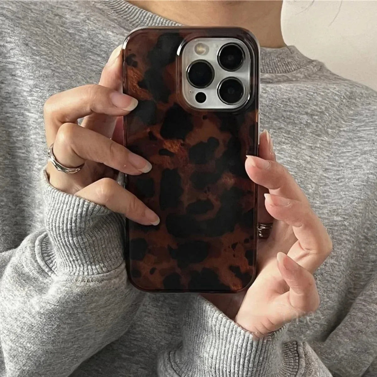 Retro Amber Texture Laser Phone Case | Stylish Leopard Print Soft Cover for iPhone 7-17 Pro Max, XR, XS