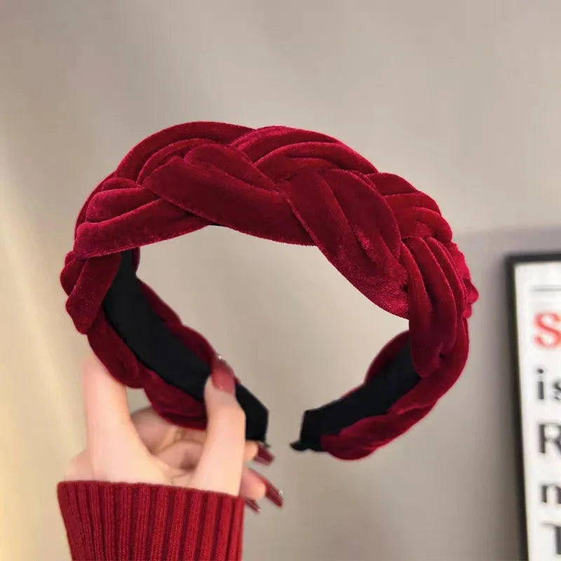 Red cloth Christmas fashion headband with vintage wool style, stylish hair accessory perfect for holiday outfits.
