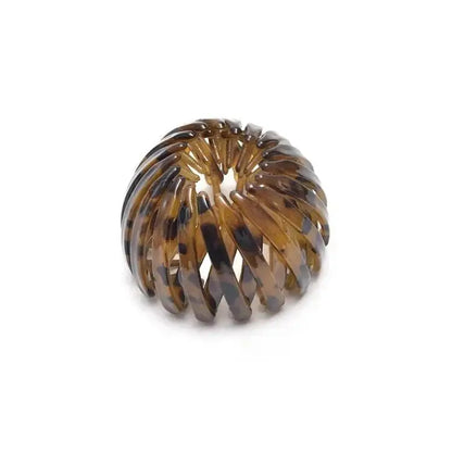 Korean style hair claw clip by R.E.D. Shopping, a women's barrette ponytail buckle headwear for securing hair.