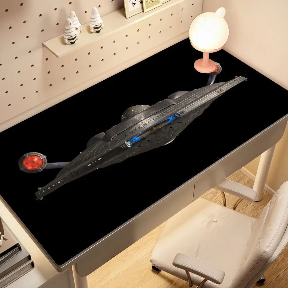 XXL Gaming Mouse Pad – Sci-Fi Space Design, Non-Slip Rubber Base