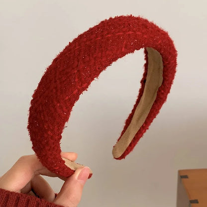 Red Christmas fashion headband with vintage wool style, cloth hair accessory for festive holiday wear.
