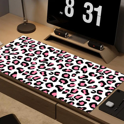 Leopard XXL Gaming Mouse Pad – Rubber Deskmat, Kawaii Anime Design, Multiple Sizes